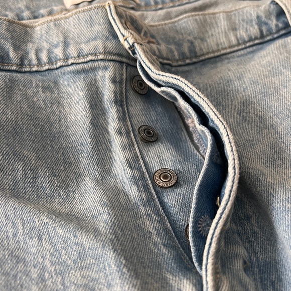 Abercrombie & Fitch | “The Dad High Rise” - Picture 5 of 7